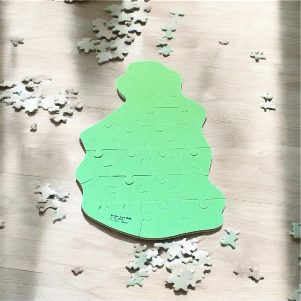 Elmo Kids Puzzle Red - Picture 2 of 3